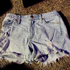These shorts are perfect for the summer they look good as new and are comfy